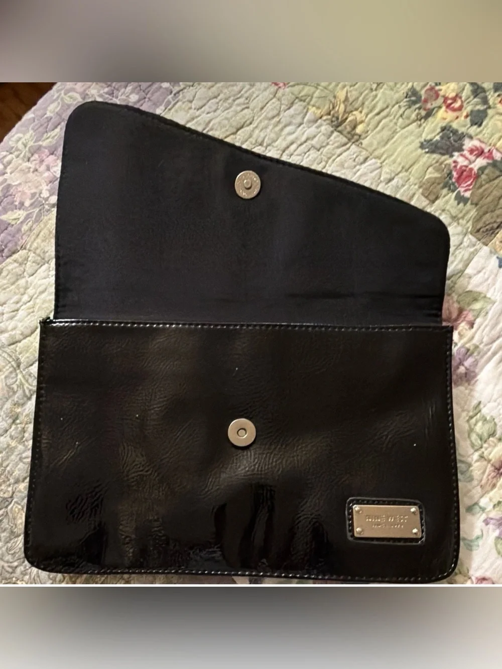 Nine West Black Lacquer/Patent Faux Leather Envelope Clutch Bag.